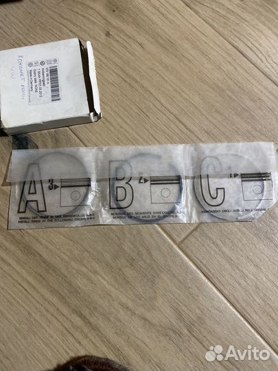 Кольца поршневые 070198151A