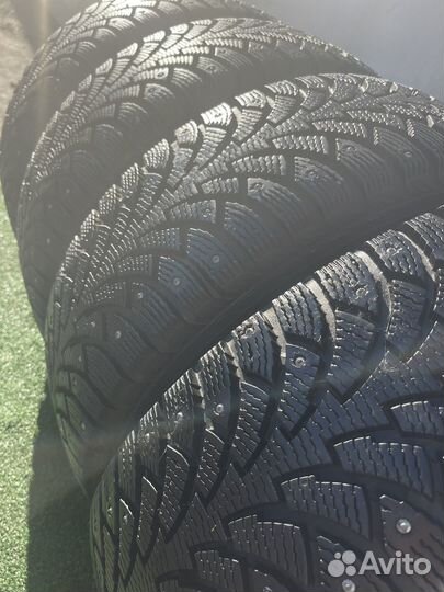 Nokian Tyres Nordman 4 215/65 R16
