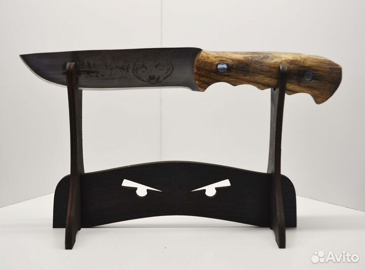 Нож туристический