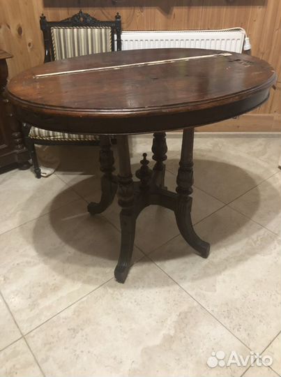 Стол старинный антикварный