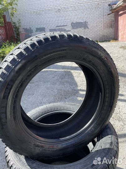 Nokian Tyres Hakkapeliitta 5 SUV 225/60 R18 104T