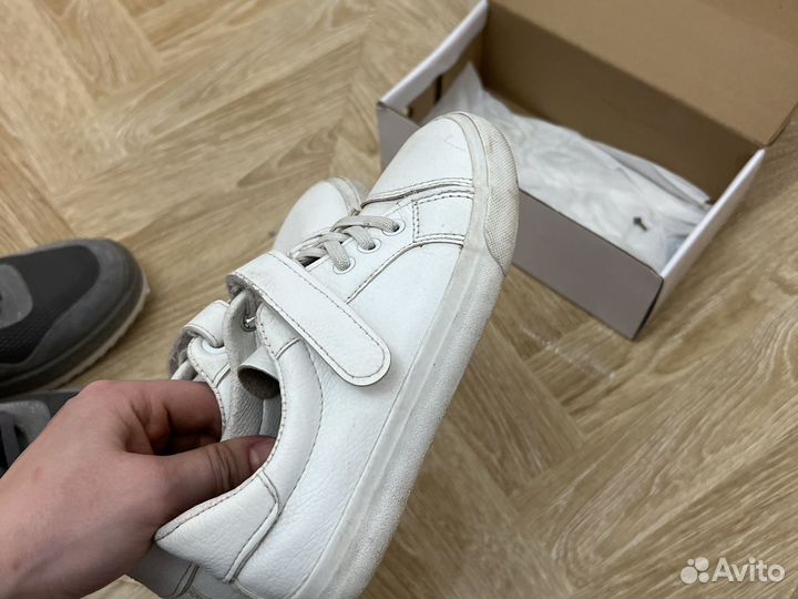 Кроссовки детские