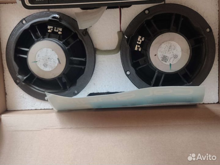 Штатная магнитола volkswagen jetta 6 с акустикой