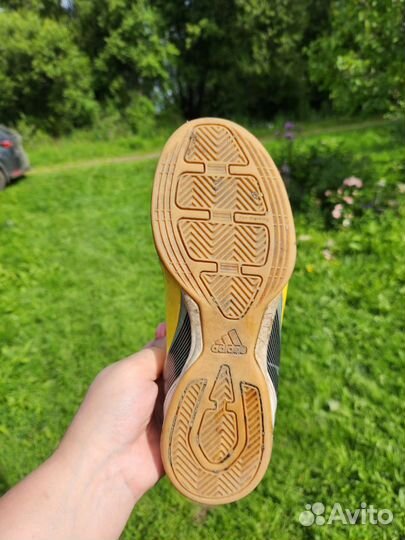 Футзалки adidas