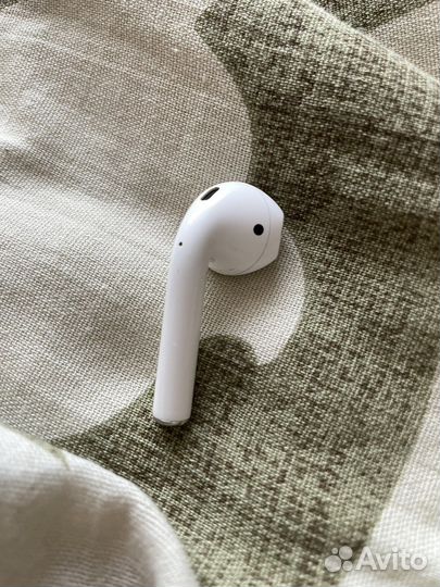 Airpods 2 наушник