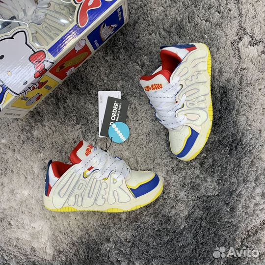 Кроссовки Old Order Skater 001 x Hello Kitty