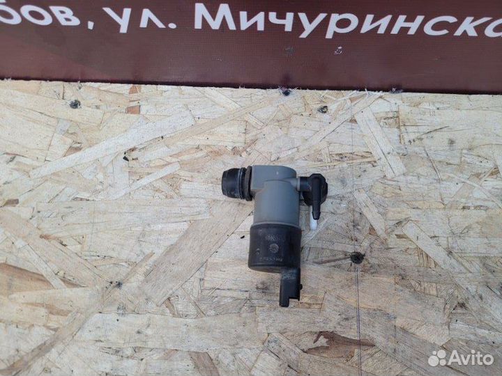 Насос омывателя Renault Sandero Stepway