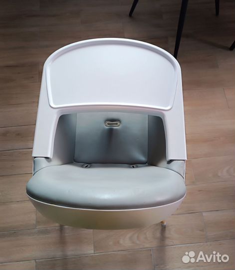 Стульчик детский для кормления малыша