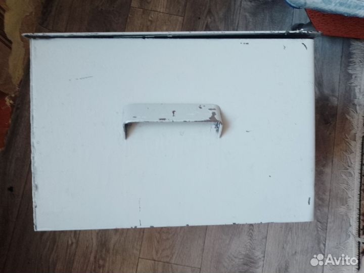 Ящик металлический