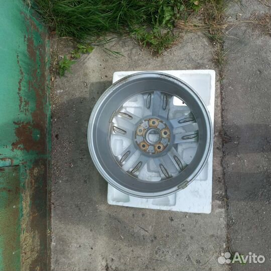 Оригинал Литой Диск R17 Nissan Juke