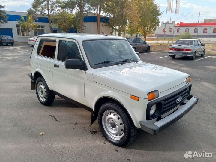 LADA 4x4 (Нива) 1.7 МТ, 2020, 113 000 км