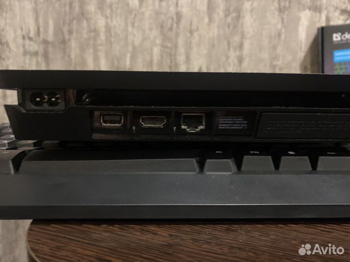 Плйстешен 4