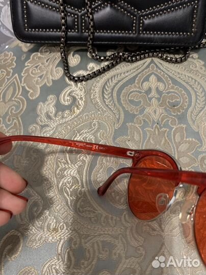 Солнцезащитные очки