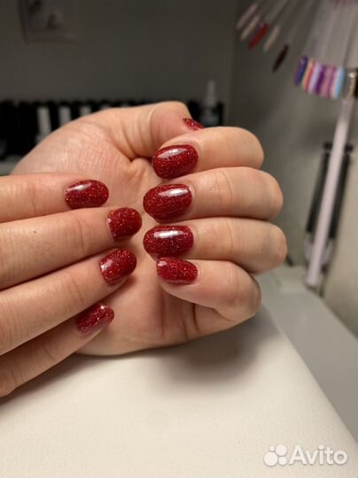 Маникюр с покрытием гель лаком