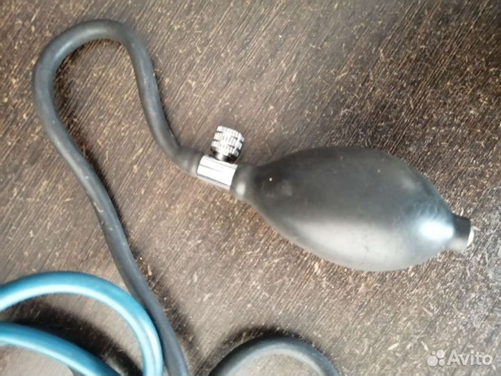 Тонометр AND