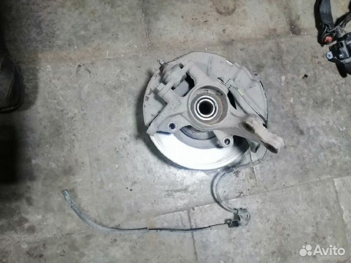 Кулак поворотный передний правый Kia Cerato 2