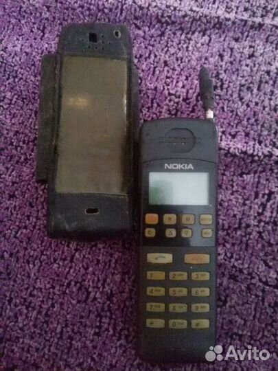 Первый сотовый телефон 