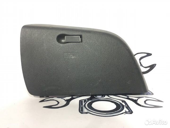 Крышка багажного отделения Ssangyong Rexton 1