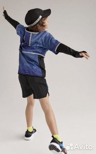 Анорак Reserved 6-8 лет