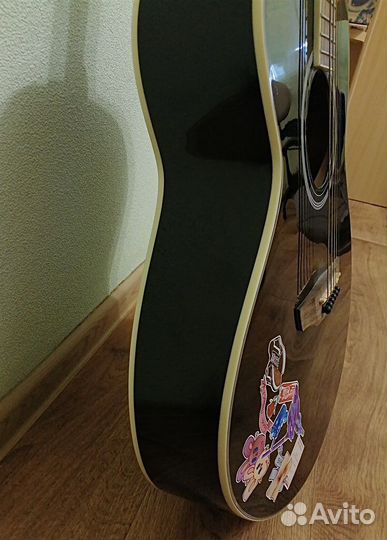 Акустическая гитара flight
