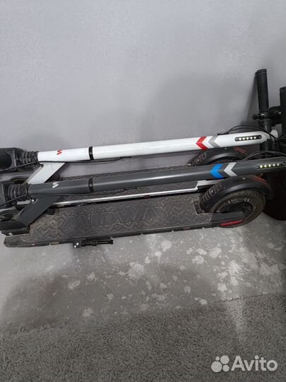 Электросамокат yamato 0809 pro