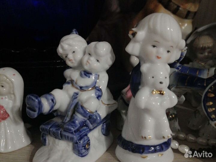Фарфоровые статуэтки