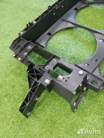 Рамка радиатора Infiniti Qx50 J50 2015