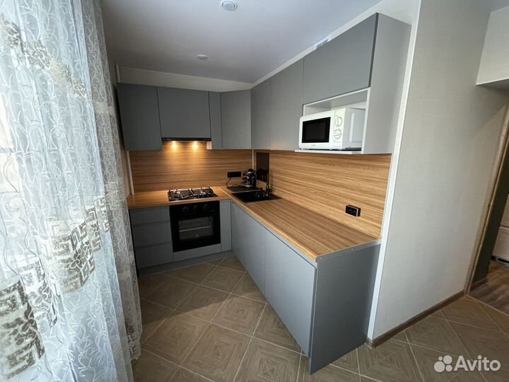 Угловая кухня в хрущёвку ксп:19723