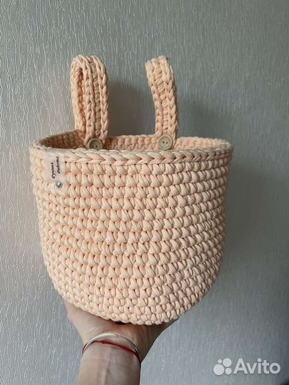 Корзина на кроватку из трикотажной пряжи карман