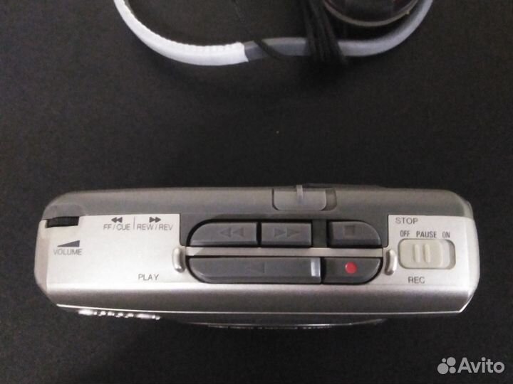 Кассетный плеер с записью Aiwa js189