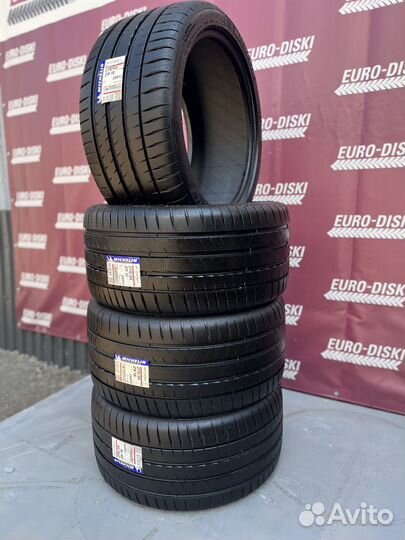 Michelin Pilot Sport 4 245/35 R20 95Y