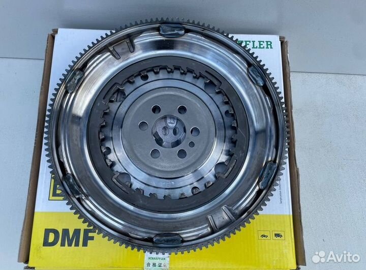 Маховик двухмассовый LUK 6,132 DSG-7 4150518090