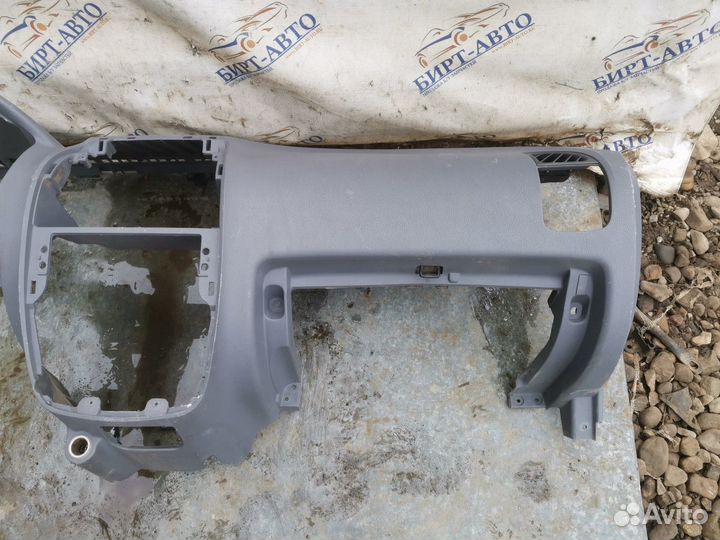 Торпедо Hyundai Accent II (1999—2012)