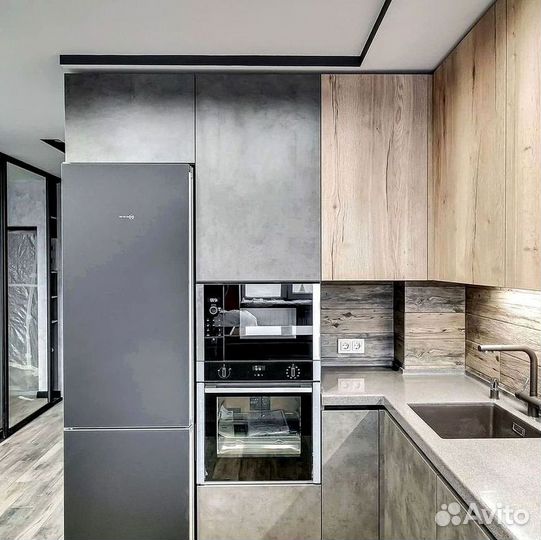 Угловая в потолок кухня на заказ