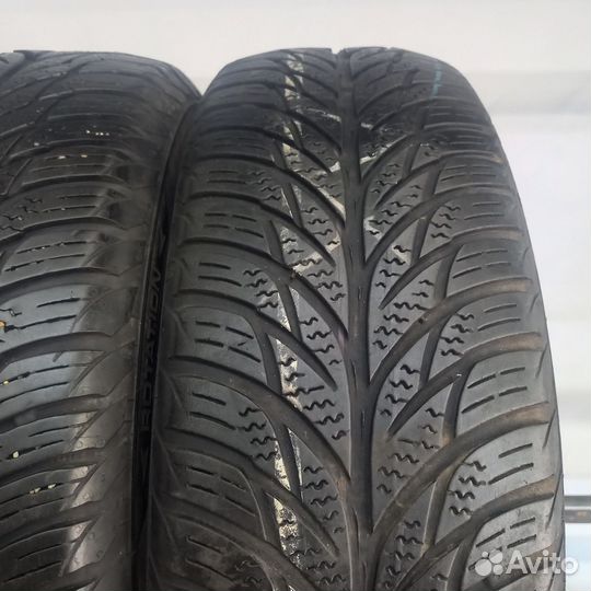 Uniroyal AllSeasonExpert 215/55 R16
