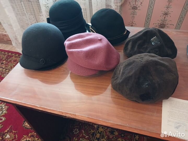 Шапки женские