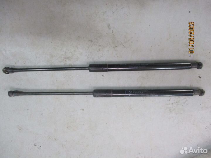 Прадо 150 GX460 амортизатор стекла багажника