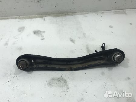 Рычаг задний верхний правый