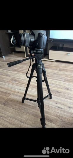 Штатив для фотоаппарата