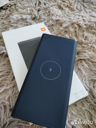 Powerbank xiaomi 10000(с беспроводной зарядкой)