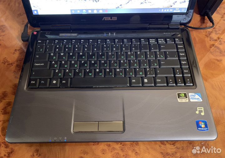 Ноутбук Asus F83Vf