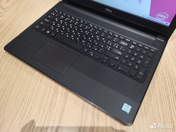 Ноутбук dell/ Core i7-8/ 16ram/ SSD/ full HD