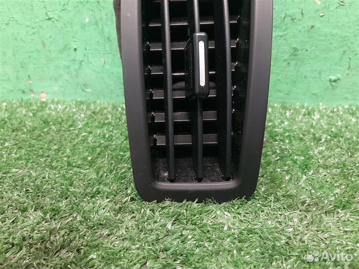 Дефлектор торпедо правый KIA ceed (ED) 2010