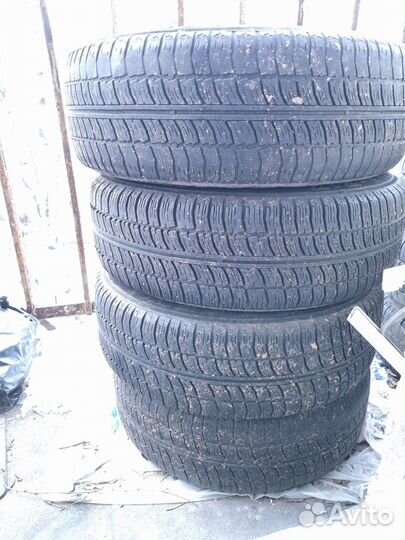 Летние колеса r14 на ваз. Литые диски,Резина175/65