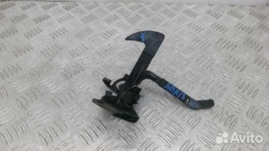 Замок капота skoda octavia A5 (ABN18VR01)