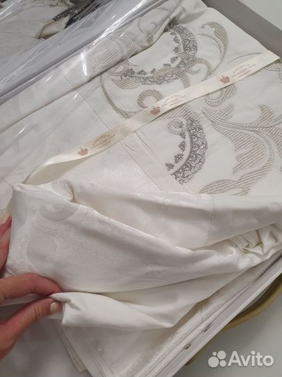 Постельное белье евро Lux сатин- жаккард. Новое