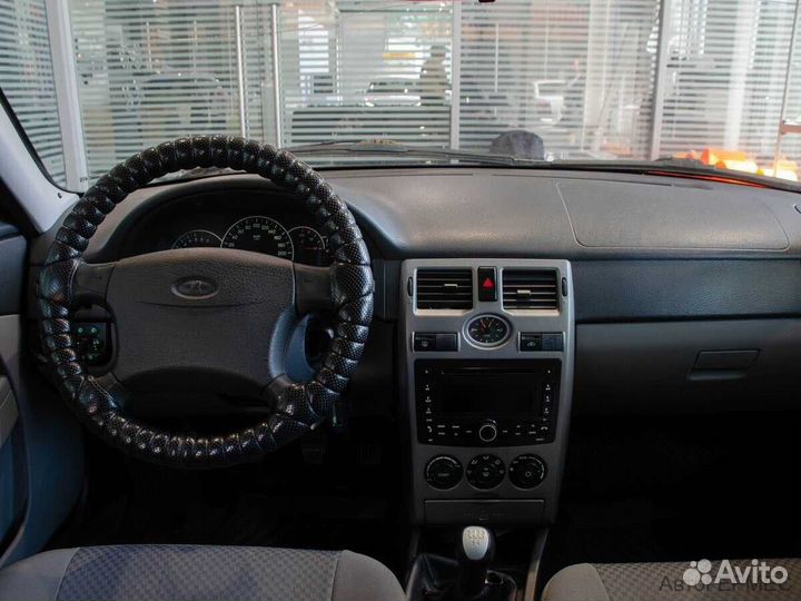 LADA Priora 1.6 МТ, 2012, 195 459 км