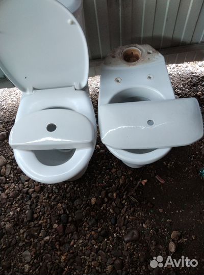 Унитазы и бачки бу