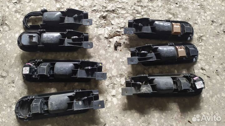 Внутренняя ручка открывания двери Пассат б5