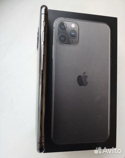 iPhone 11 Pro Max, 64 ГБ